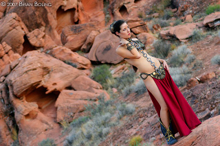 Illustration for article titled Elegant Star Wars Cosplay, For a More Civilized Age